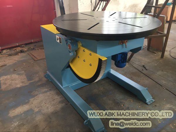 Welding positioner